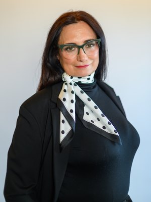 ASCENSION-FANTOVA- DIRECTORA-COMERCIAL